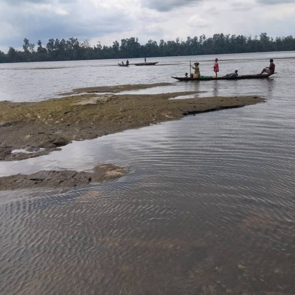 Fishermen in Bamusso, Bakassi Peninsula, Cameroon Credit: AJESH